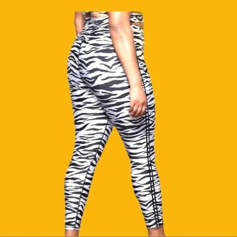 Good American Zebra Stripe Animal Print Tuxedo Tiger Leggings Sz 6 3XL XXXL - Picture 2 of 9